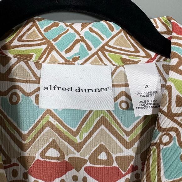Alfred Dunner Earth Tones Tribal Print Button Up Shirt - 18 - Women's Plus Size - Picture 4 of 5